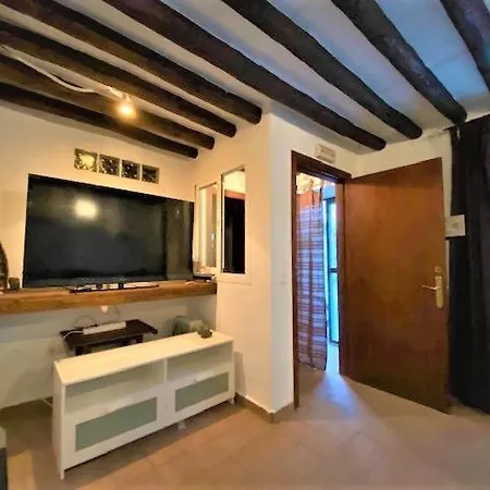 Pekelo Apartment